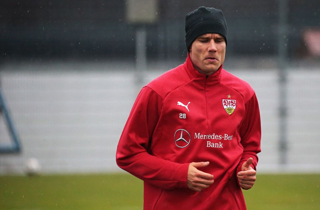 Holger Badstuber steht dem VfB aufgrund von Wadenproblemen seit Anfang November nicht zur Verfügung. Er hat die jüngsten vier Spiele verpasst. Der Innenverteidiger nähert sich mittlerweile aber der Rückkehr an.