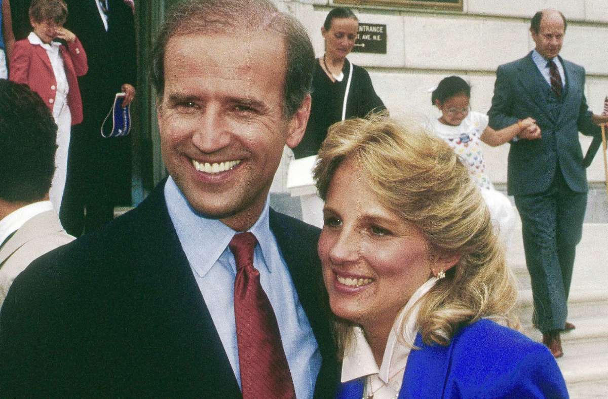 Die Anfänge: Joe Biden lernte Jill über seinen Bruder kennen. Der initiierte eine „Bild Date“. 1977 heiratete der Witwer mit zwei Söhnen die Lehrerin.