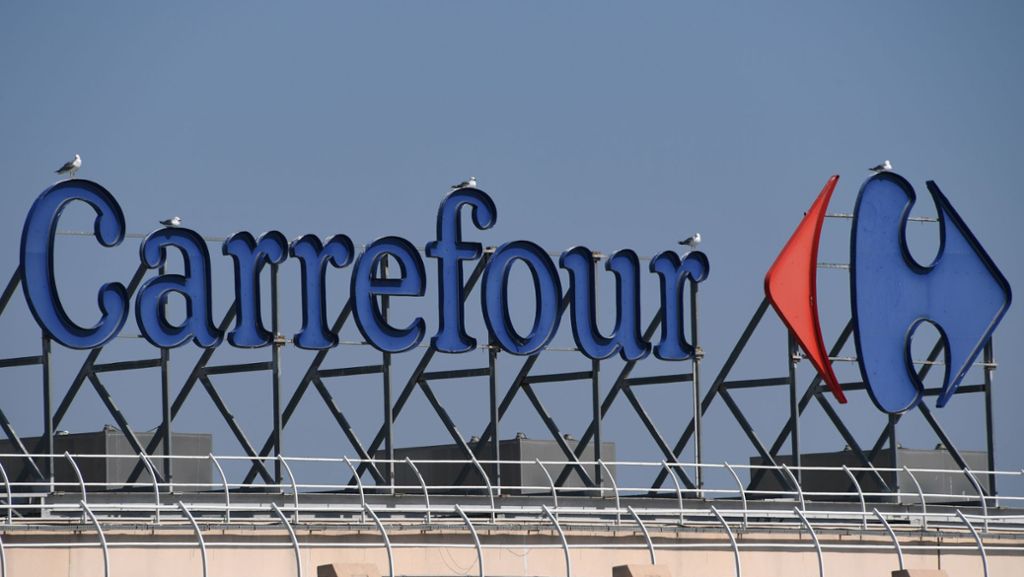 Carrefour in Italien: Supermarktkette empört mit „Frauenmord“-Shirt