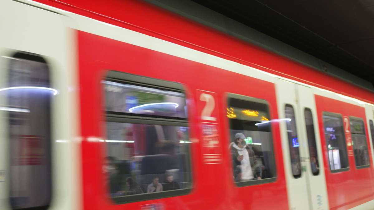 Bahnchaos in Stuttgart: Defekte Weichen – kompletter S-Bahn-Verkehr eingeschränkt