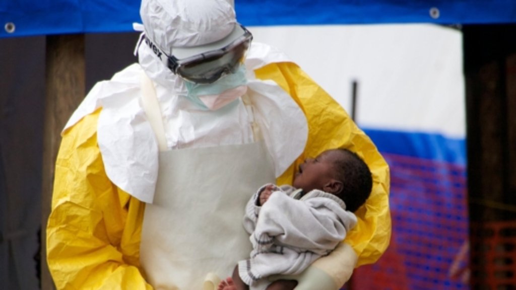 Ebola in Westafrika: Zahl der Infizierten steigt leicht