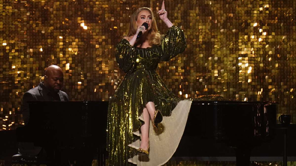 Adele in Las Vegas: Sängerin verrät Paar das Baby-Geschlecht – und muss selbst weinen