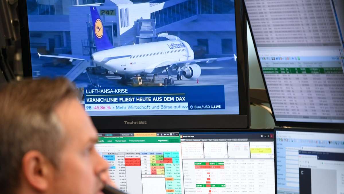 Sorgen um Rettungspaket: Lufthansa-Aktien rutschen deutlich ab