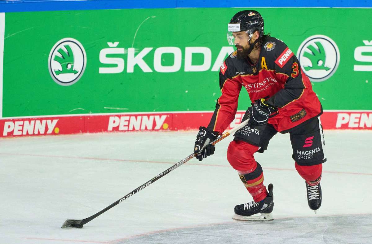 Dominik Bittner und das deutsche Eishockey-Team greifen wieder nach Medaillen. Foto: imago images/ActionPictures/via www.imago-images.de