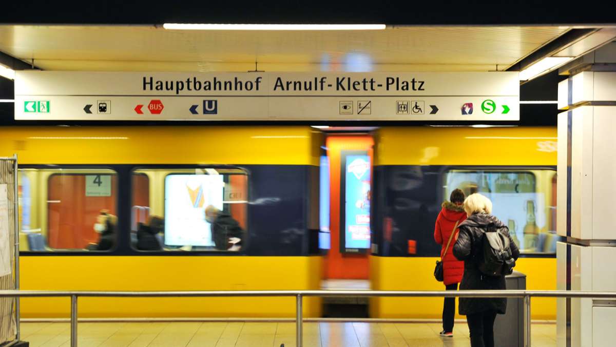 Corona-Regeln in Stuttgart: FFP2-Maskenpflicht wird in Bussen und Bahnen aufgehoben