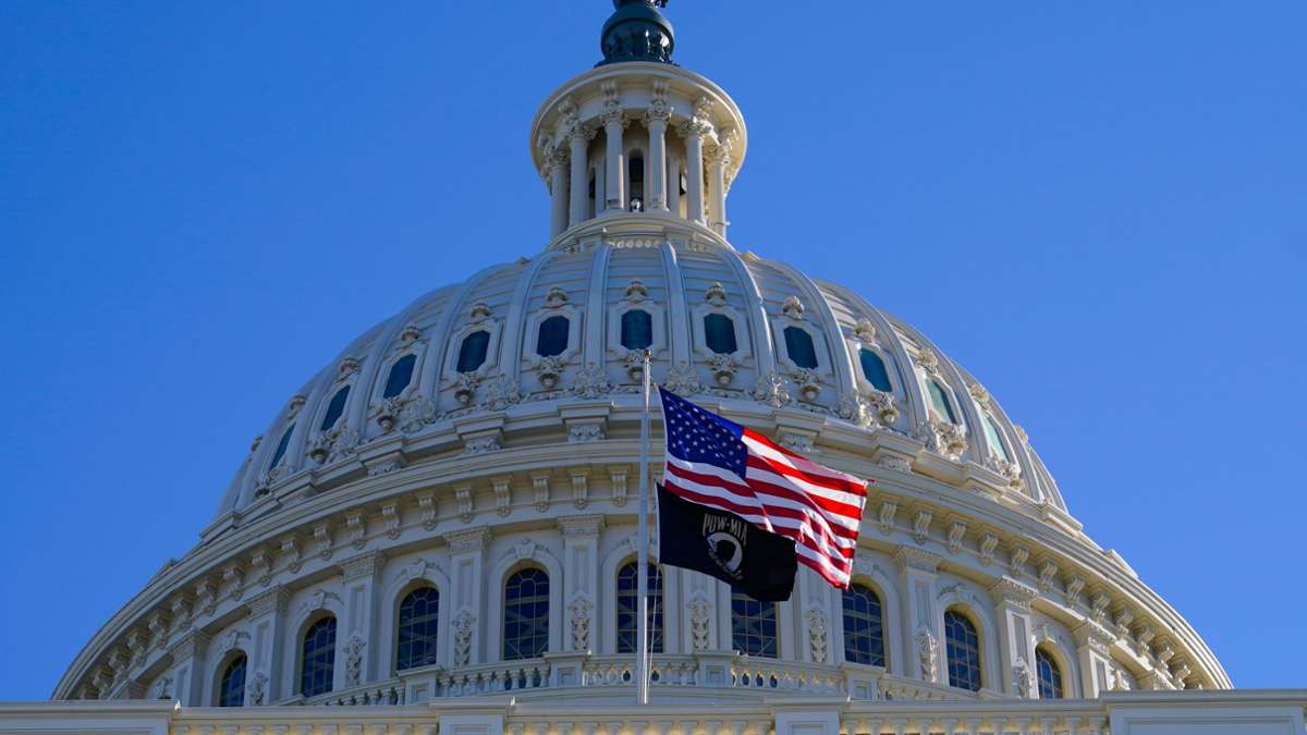 US-Haushaltsstreit: US-Repräsentantenhaus stimmt für Haushalt - Shutdown droht