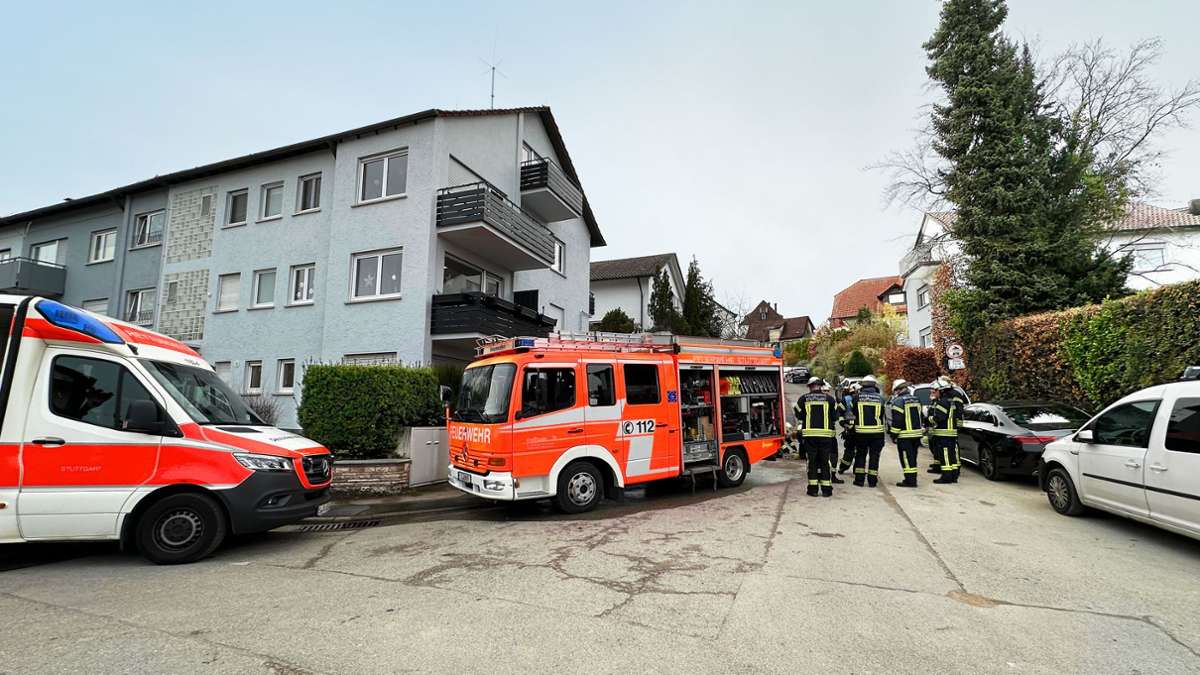 Frau überhört Brandalarm in Stuttgart: Plötzlich tippt die Feuerwehr auf die Schulter