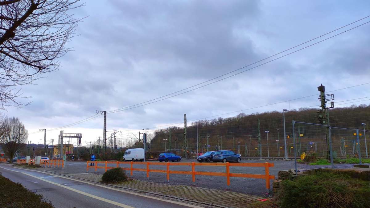 Mit dem Auto unterwegs  in Plochingen: Neuer Parkplatz  beim Bahnhof