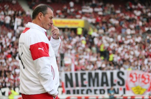 Huub Stevens hat den VfB Stuttgart als Trainer gleich zweimal vor dem Abstieg bewahrt. Foto: Baumann/Alexander Keppler