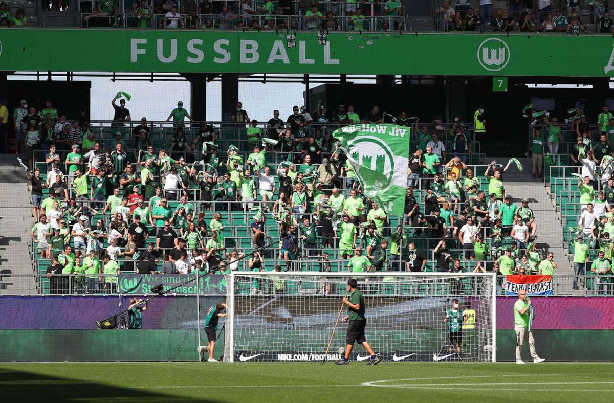 Das Spitzenspiel zwischen dem VfL Wolfsburg und RB Leipzig am Sonntag steigt vor maximal 15 000 Fans. Ob auch alle kommen, ist ungewiss. Noch gibt es Karten.