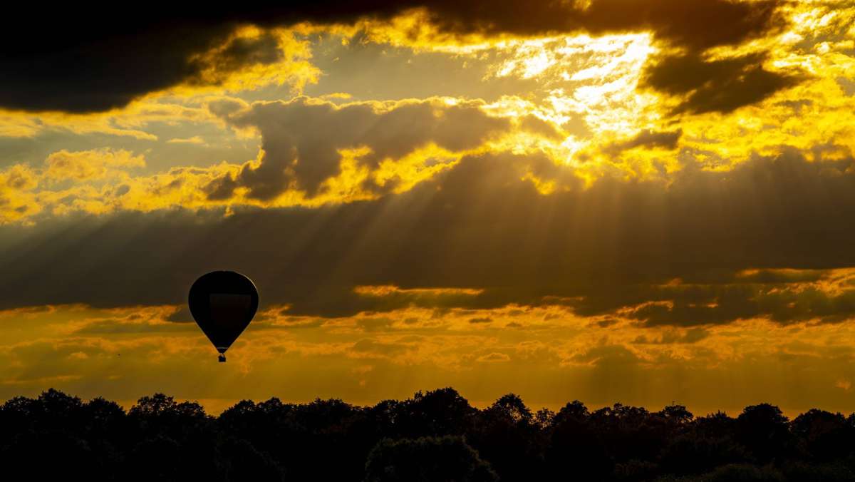 Kreis Biberach: Sechs Menschen bei Heißluftballon-Landung verletzt