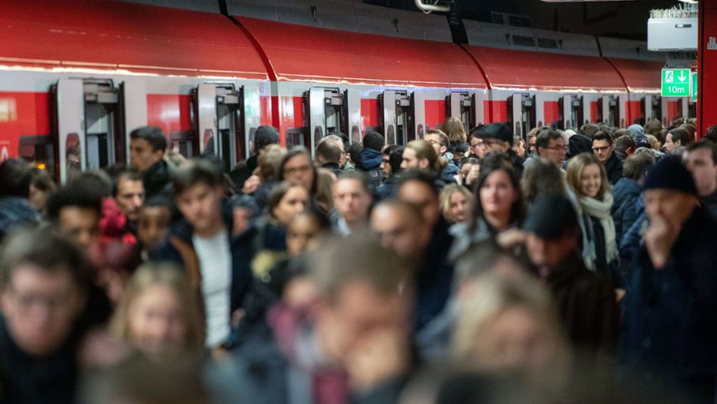 Nahverkehr Region Stuttgart: VVS peilt neuen Fahrgastrekord an