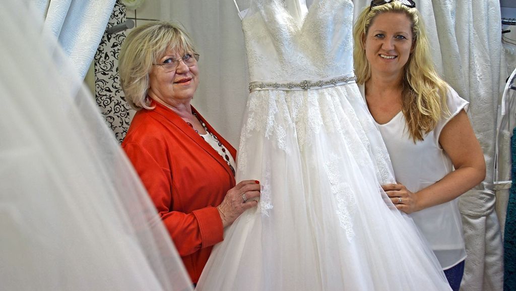 Second-Hand-Brautmode in Stetten: Aus zweiter Hand: Brautkleid bleibt Brautkleid