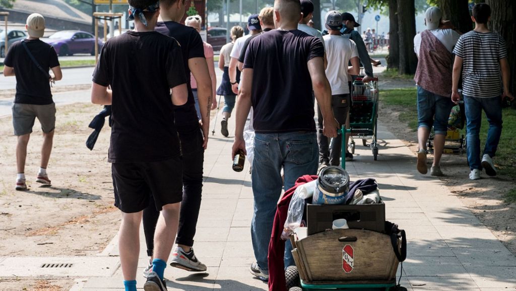 Kontrollen an Vatertag in Baden-Württemberg: Strobl ruft zur Achtsamkeit auf: „Das Virus ist noch unter uns“