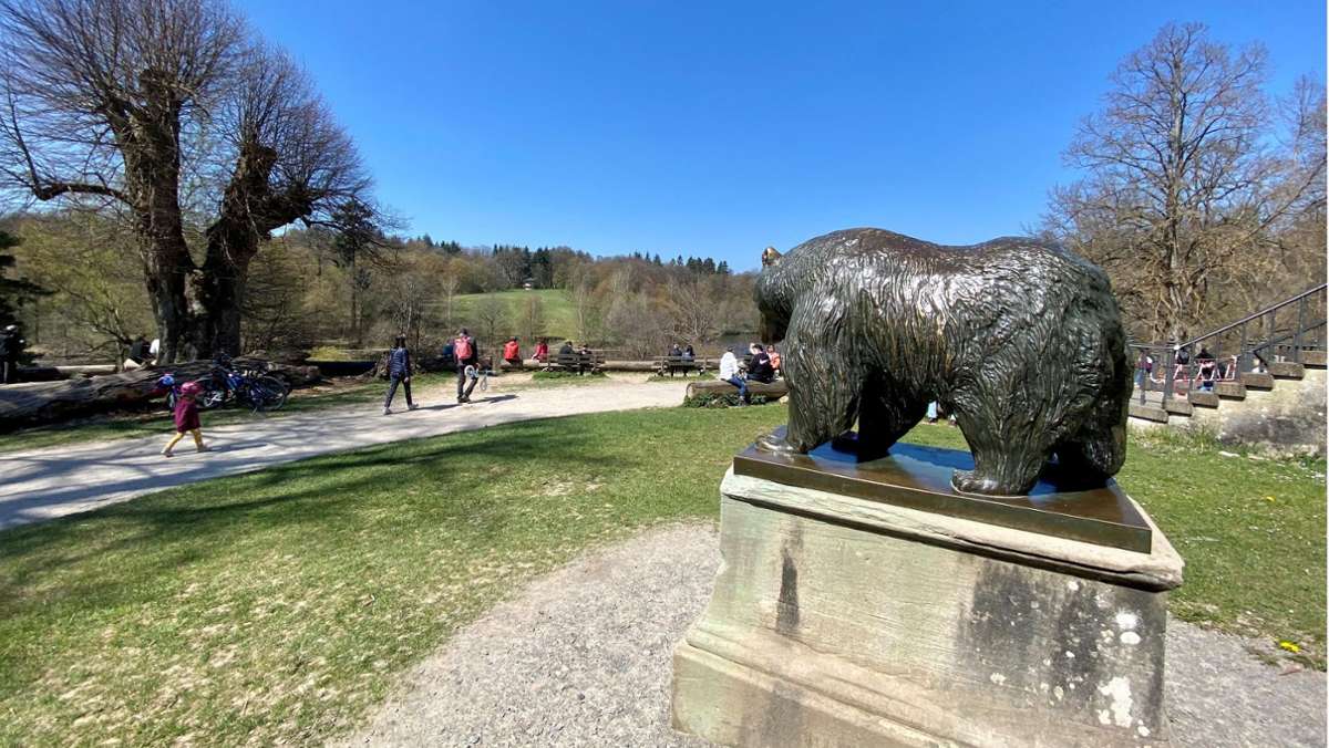 Hochbetrieb am  Bärenschlössle: Sonntag, Sonne, Corona: Stuttgarter zieht’s raus in die Natur