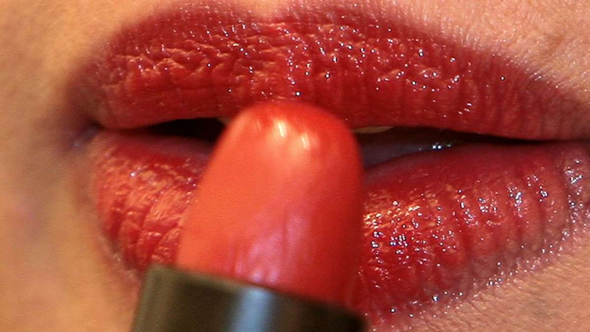 Lippenstifte im Test: Wie schädlich sind Lippenstifte?