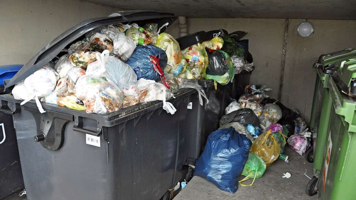 Abfall in Ludwigsburg: Erneut hagelt es Beschwerden:  Müll wieder nicht abgeholt