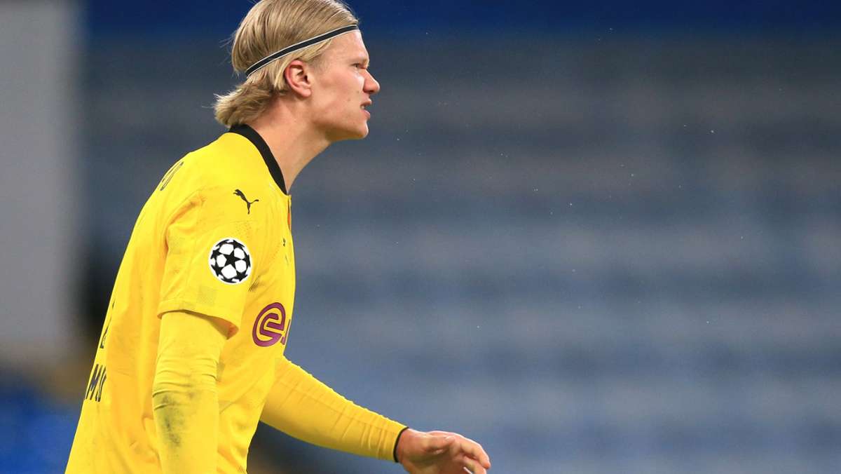 Borussia Dortmund in der Champions League: Fragwürdige Szene – Schiri-Assistent bittet  Erling Haaland um Autogramme