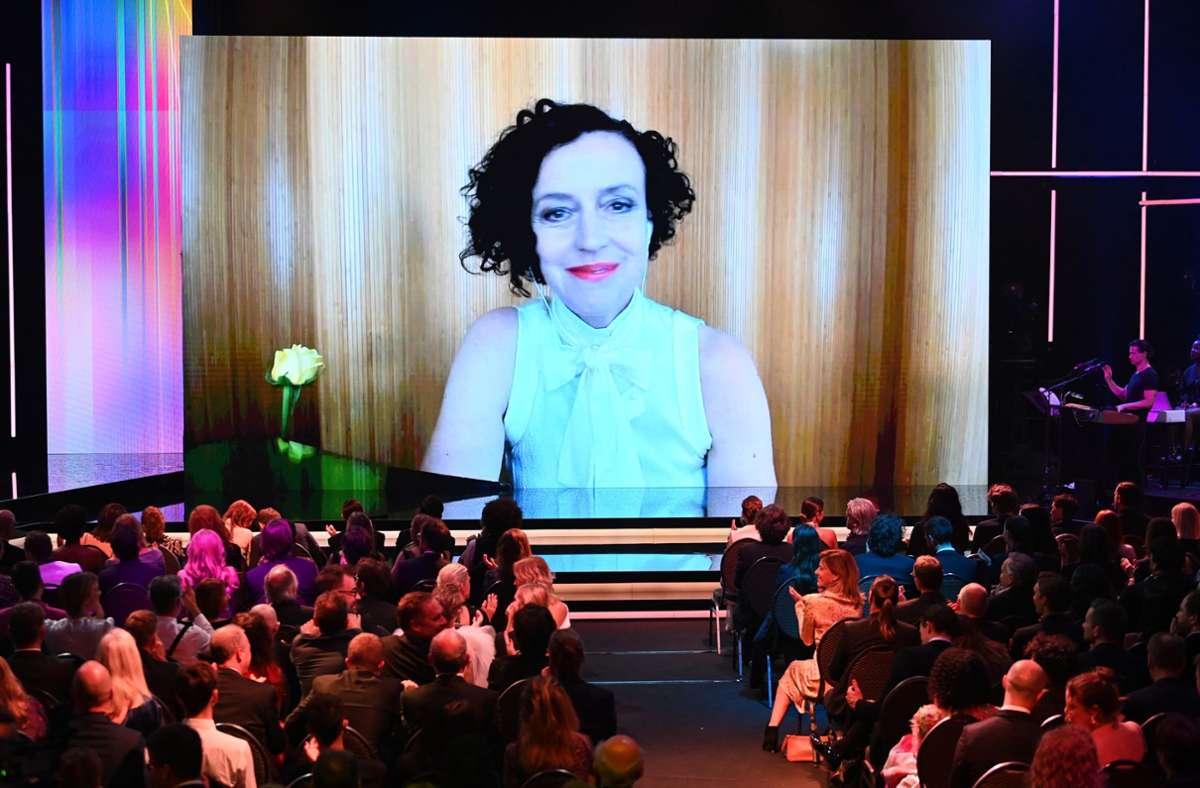 Maria Schrader per Videobotschaft beim Deutschen Filmpreis. Foto: dpa/Soeren Stache
