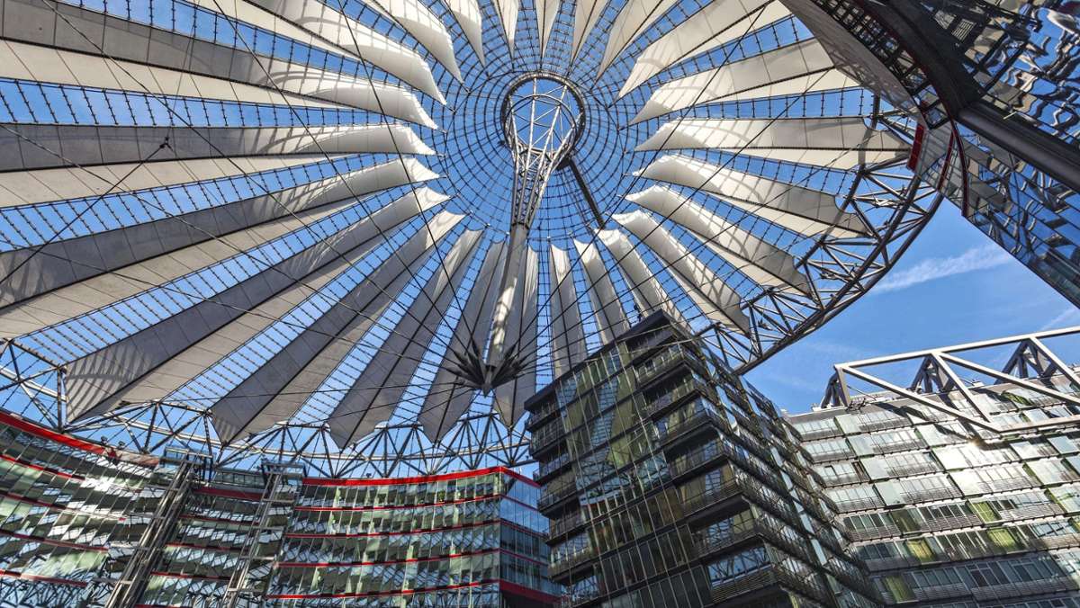 Der deutsch-amerikanische Architekt Helmut Jahn baute in aller Welt, vorzugsweise groß und hoch. Auch Stuttgart hat einen Jahn-Bau. Der Ingenieur Werner Sobek äußert sich zum Tod seines engen Freundes. 