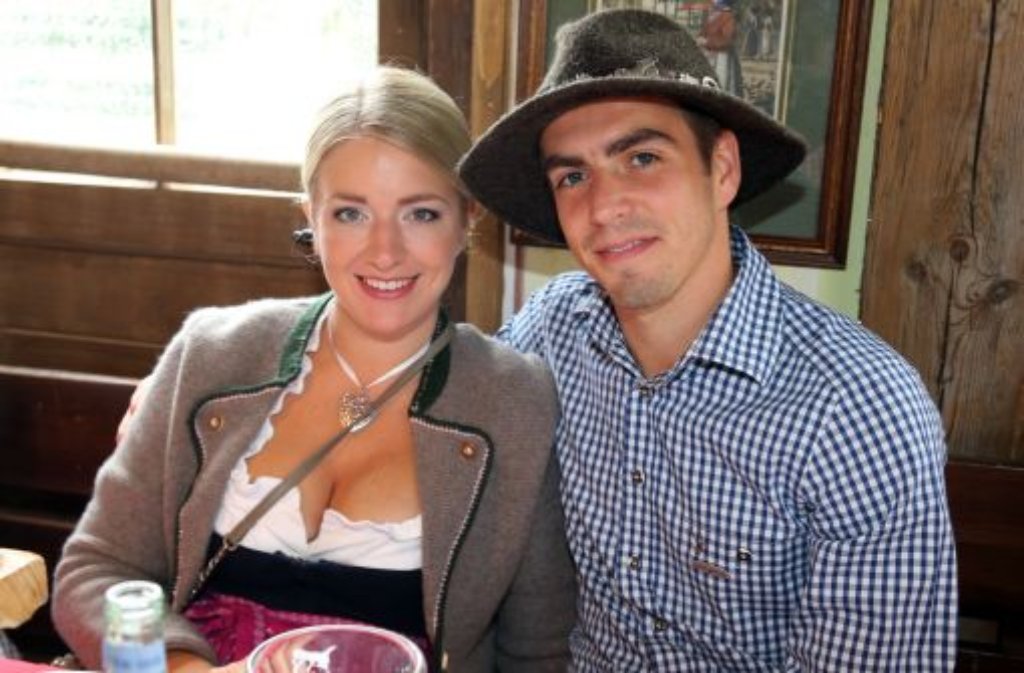Claudia Lahm und ihr Ehemann Phlipp Lahm (Bayern München) auf dem Oktoberfest.