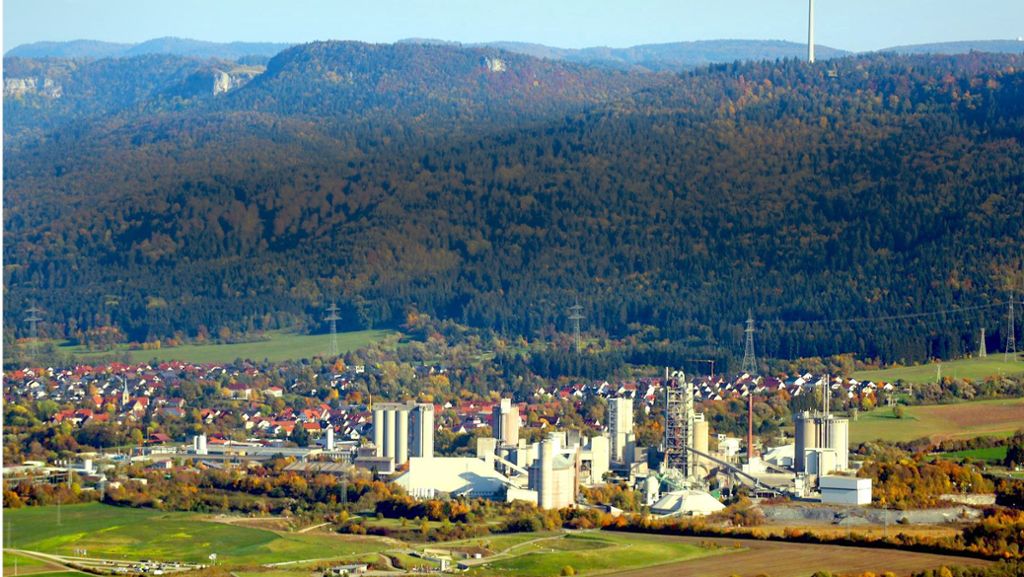 Bürgerinitiative kämpft gegen Zementwerk: Zementschlacht in Dotternhausen