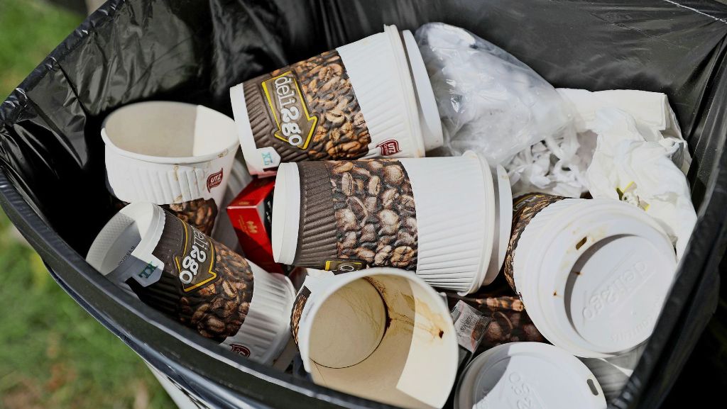 Ludwigsburg sagt  Kaffeebechern den Kampf an: Mit Pfandsystem gegen  Becherplage