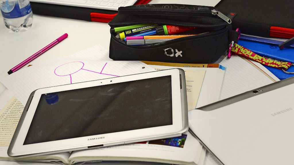 Digitalisierung in Stuttgart: Mehr Tablets an Schulen gefordert