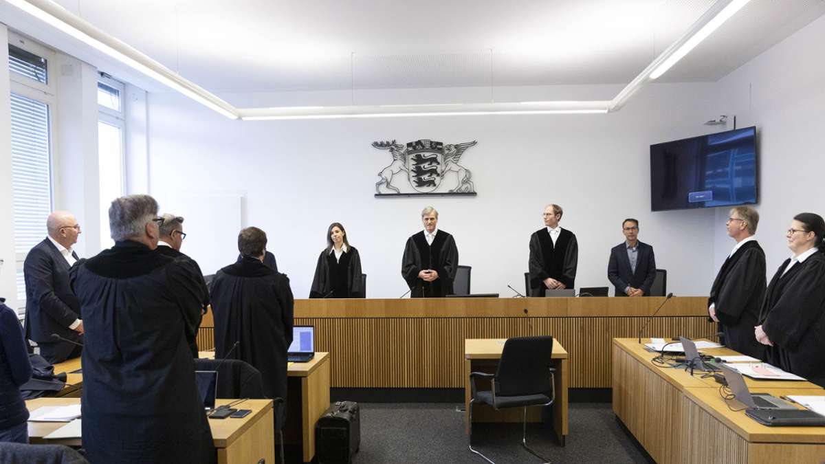 Klinikum-Prozess in Stuttgart: Schmiergeld per Überweisung:  Richter spricht von einem   „Saustall“