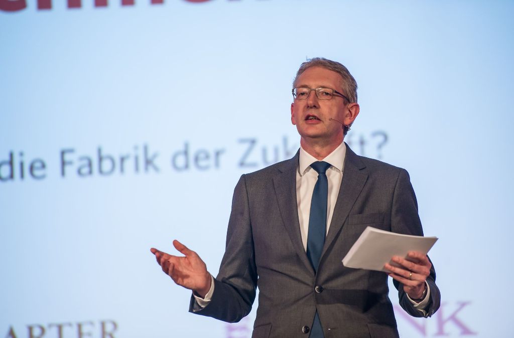 Moderator und StZ-Chefredakteur Joachim Dorfs