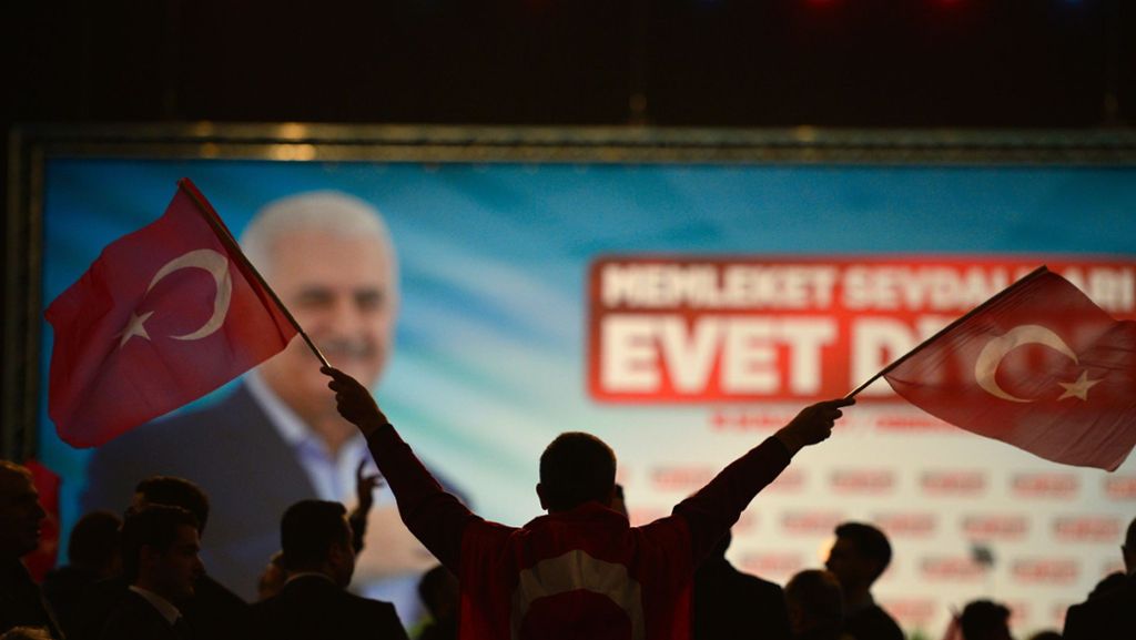 Türkischer Ministerpräsident in Oberhausen: Yildirim wirbt vor Landsleuten für Präsidialsystem