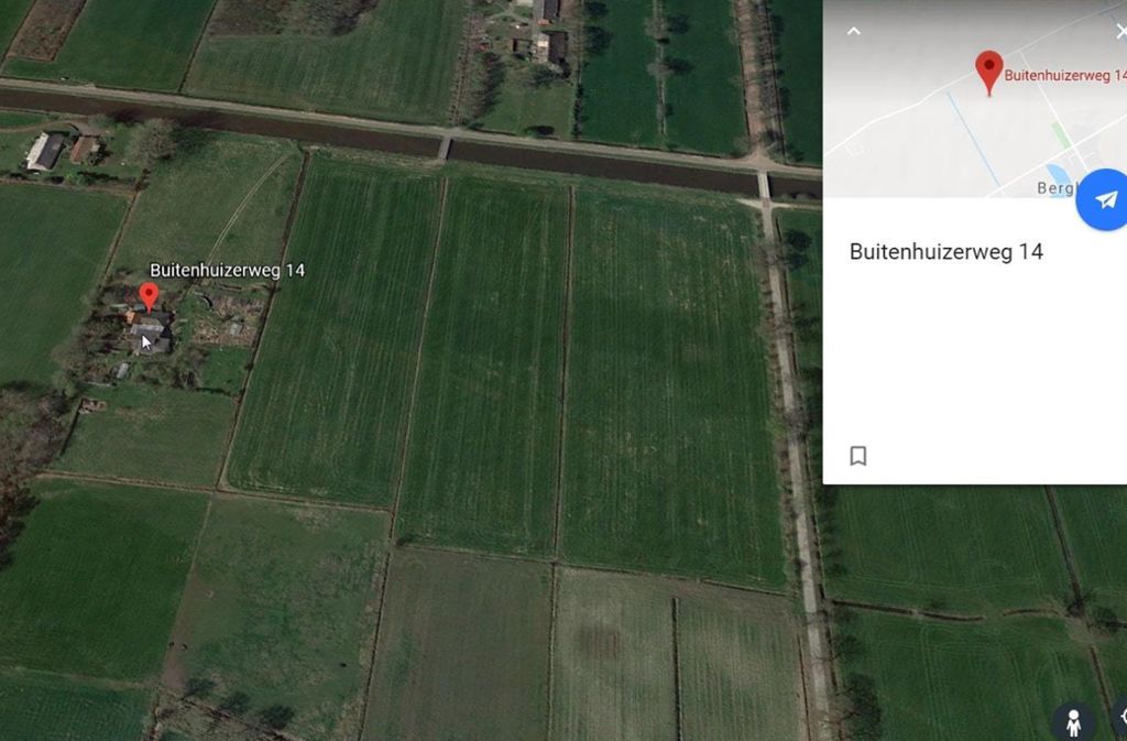 Die Drohnen-Aufnahme von Google Earth zeigt den abgelegen Bauernhof im Buitenhuizerweg 14 i m 4000-Einwohnerort Ruinerwold in der niederländischen Provinz Drenthe.