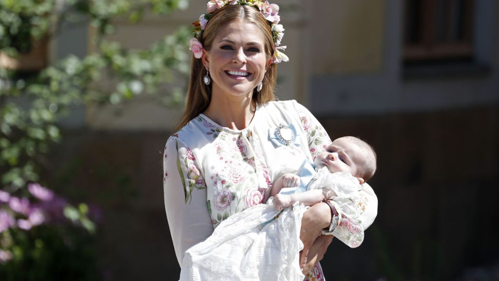 Schwedische Royals: Madeleines Prinzessin Adrienne getauft