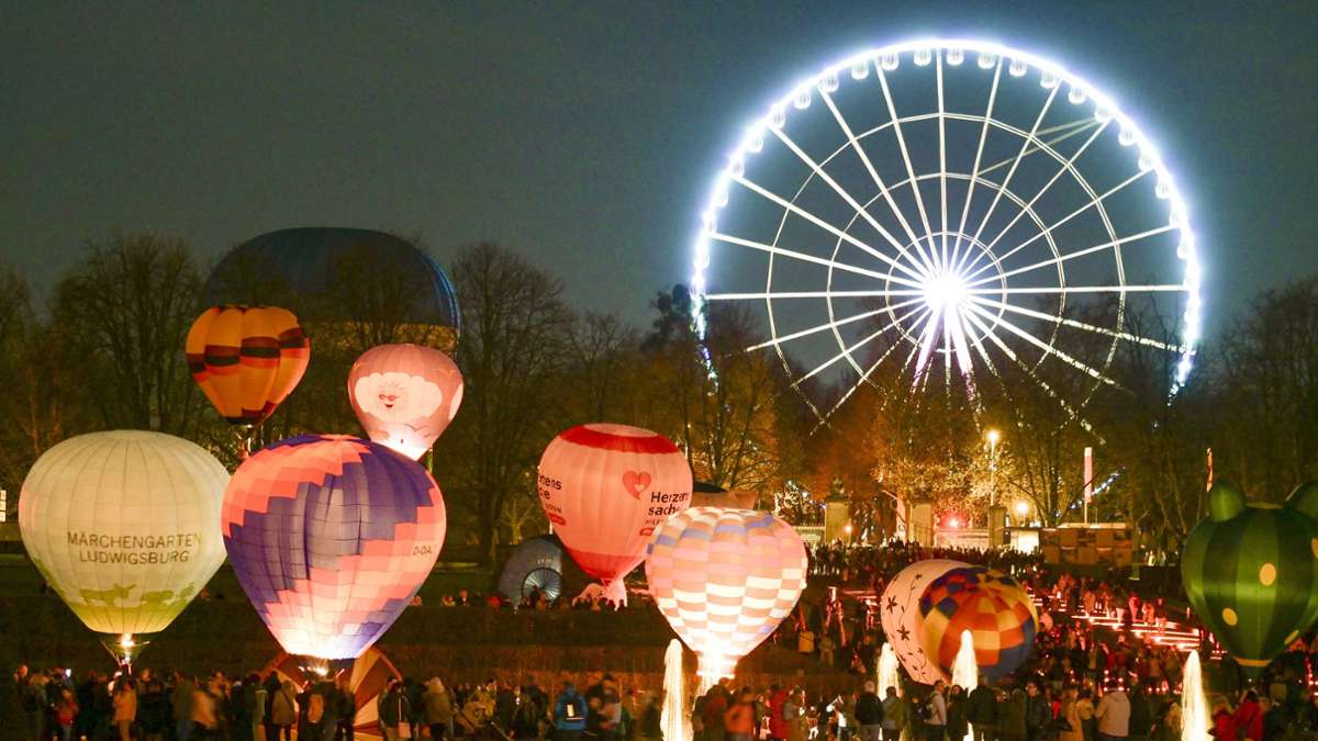 Blüba-Jubiläum: Ballone erleuchten den Himmel über Ludwigsburg