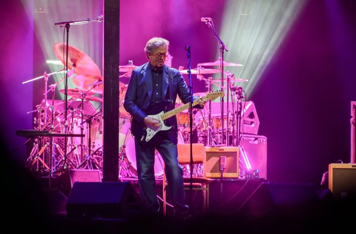 Nachtkritik: Eric Clapton in Stuttgart: Gitarren-Ikone unter Starkstrom