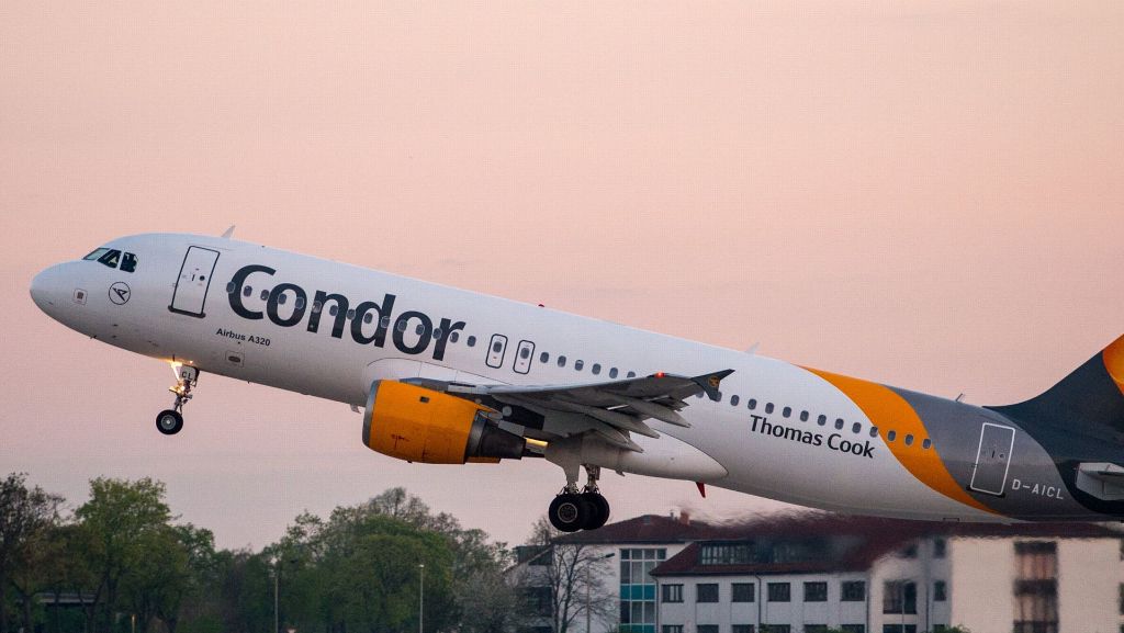 Reise nach Köln und Düsseldorf: Mehr als 300 Condor-Fluggäste hängen auf Mallorca fest