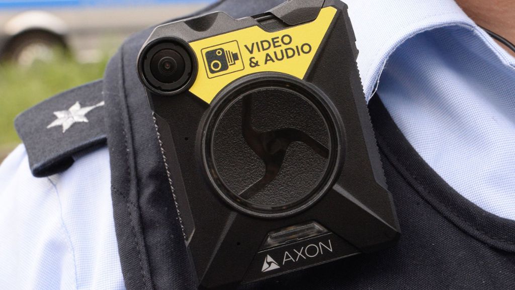 Polizei hat Probleme mit der Technik: Strobl fordert Konsequenzen bei Bodycams