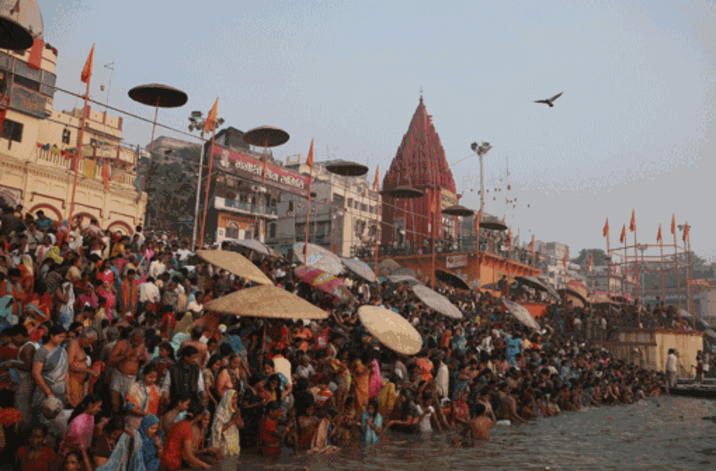  Indien  Varanasi Baden mit Ganga  Reise Stuttgarter 