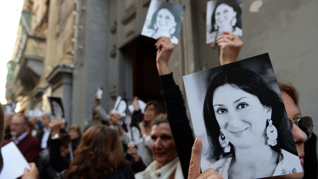 In Malta ist ein prominenter Geschäftsmann im Zusammenhang mit der Ermordung der Journalistin Daphne Caruana Galizia vor zwei Jahren festgenommen worden. 