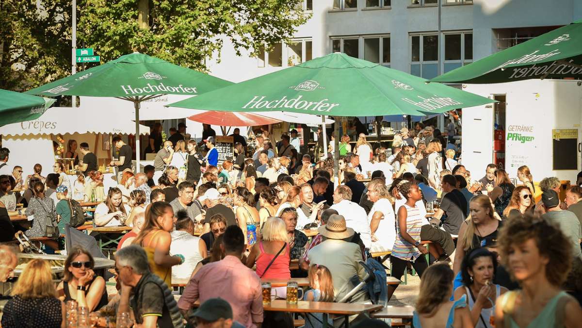 Henkersfest in Stuttgart: Der Wilhelmsplatz wird zur Rave-Arena
