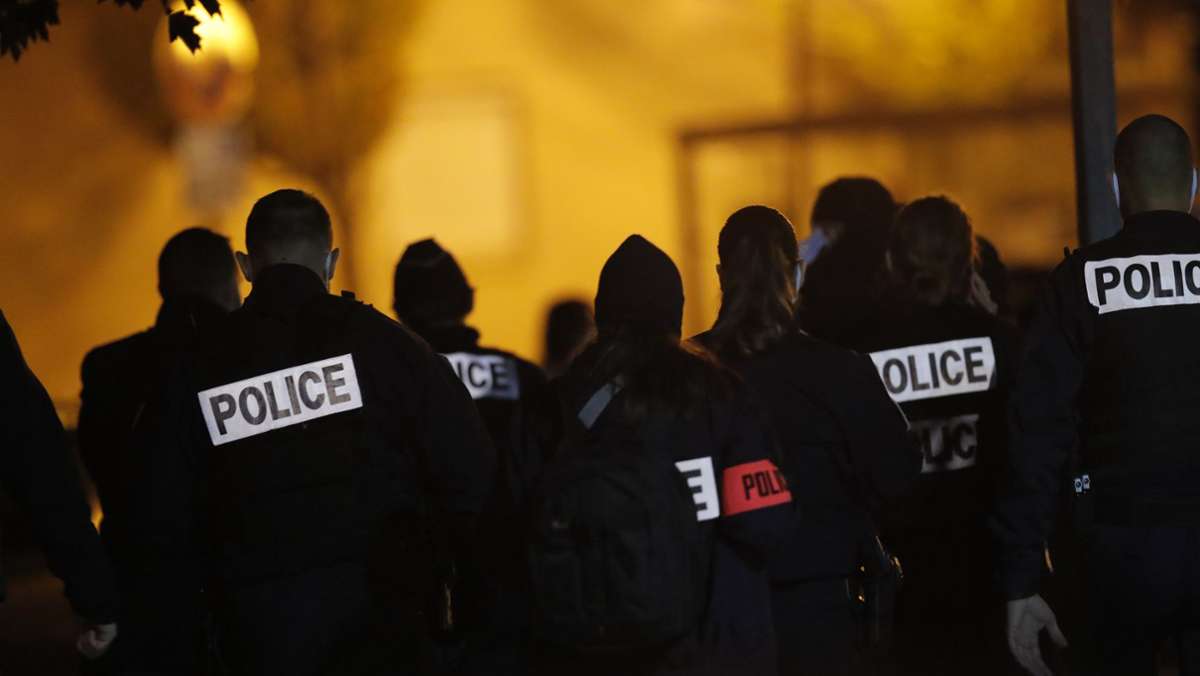 Attacke in Frankreich: Mehrere Festnahmen nach Enthauptung von Lehrer bei Paris
