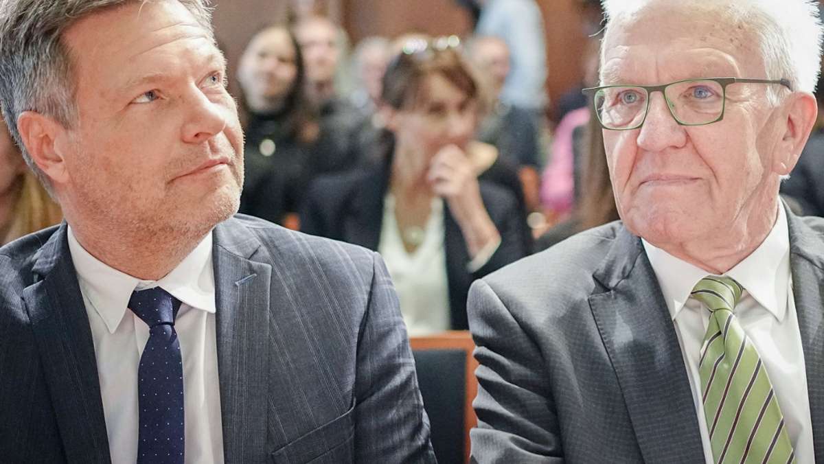 Winfried Kretschmann: Ministerpräsident kritisiert Habecks Vorgehen im Heizungsstreit