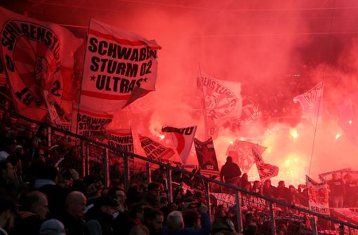 VfB Stuttgart muss wegen Bengalos hohe Strafe zahlen