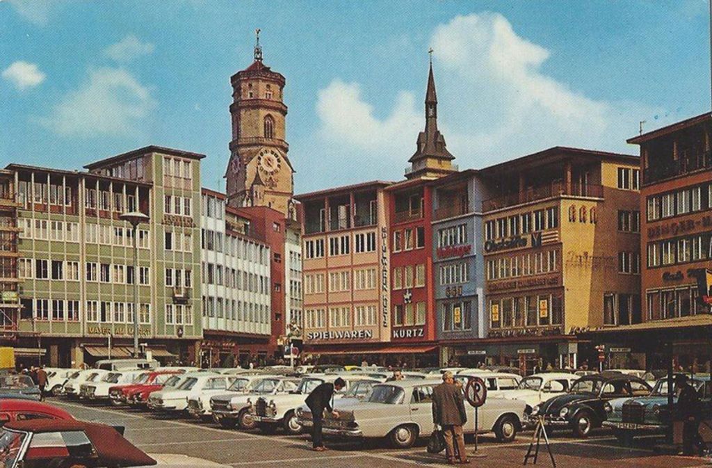 1960er Jahre: Auf dem Marktplatz darf noch geparkt werden