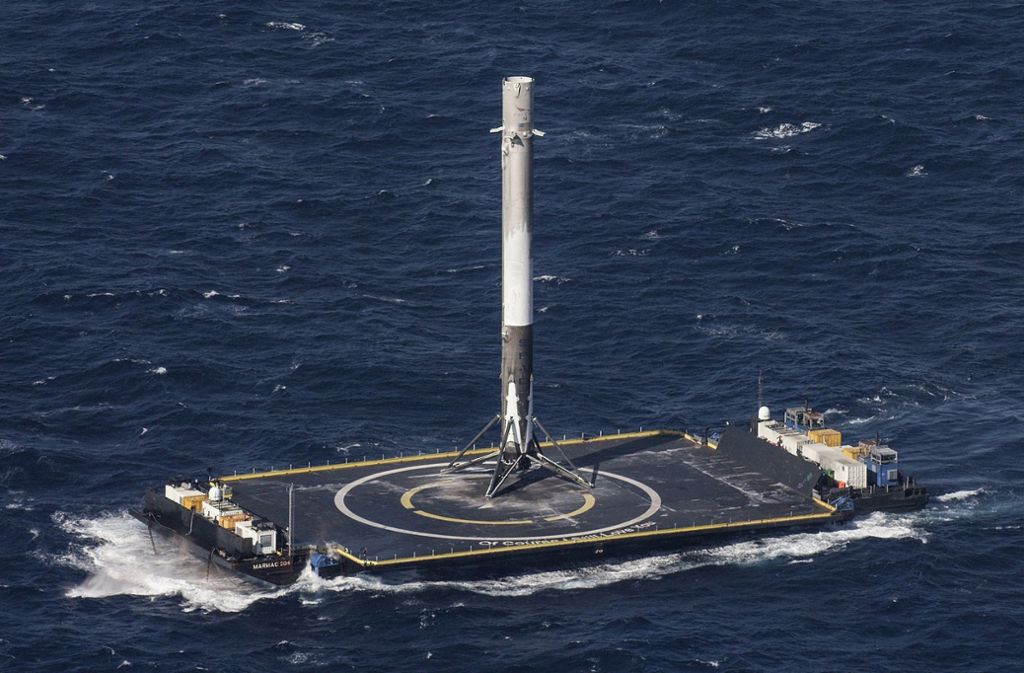 „Autonomous Spaceport Drone Ship“ (ASDS): Auf dieser Landeplattform sollen die Falcon-Raketenstufen nach ihrer Rückkehr aus der Erdumlaufbahn wieder sicher landen.