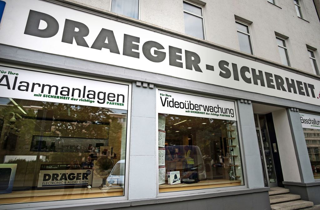 Generationen von DJs kauften in dem 1923 eröffneten Laden Dräger Electronic & Audio an der Hauptstätter Straße 55 in Stuttgart ein. Am 6. September war Schluss – der Inhaber machte den Umgang der Stadt mit dem Einzelhandel dafür verantwortlich.