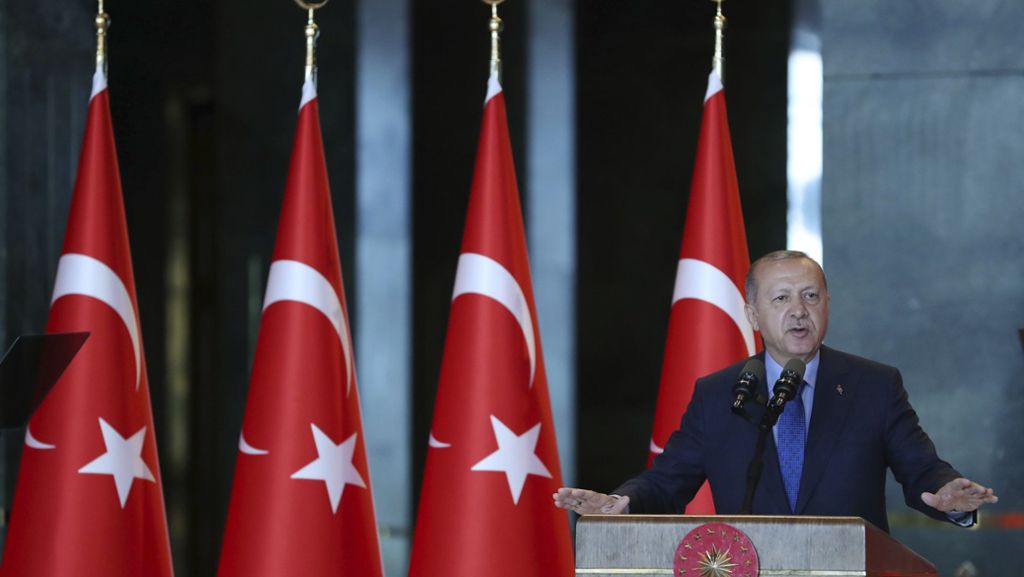 Währungskrise in der Türkei: Türkische Regierung verbreitet Durchhalteparolen