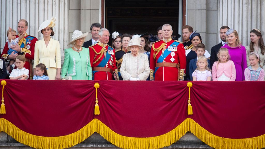 Kommentar zum britischen Königshaus: Die Königin sollte sich ihre Würde bewahren
