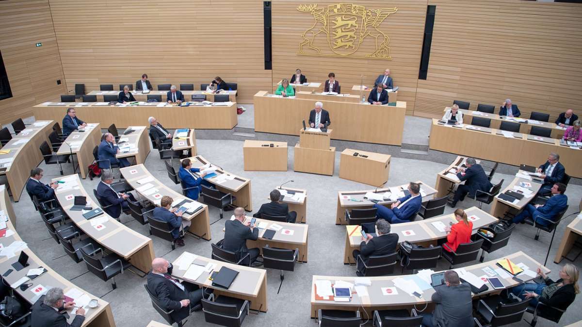 Baden-Württemberg in der Corona-Krise: Koalition macht Weg frei für Nachtragshaushalt
