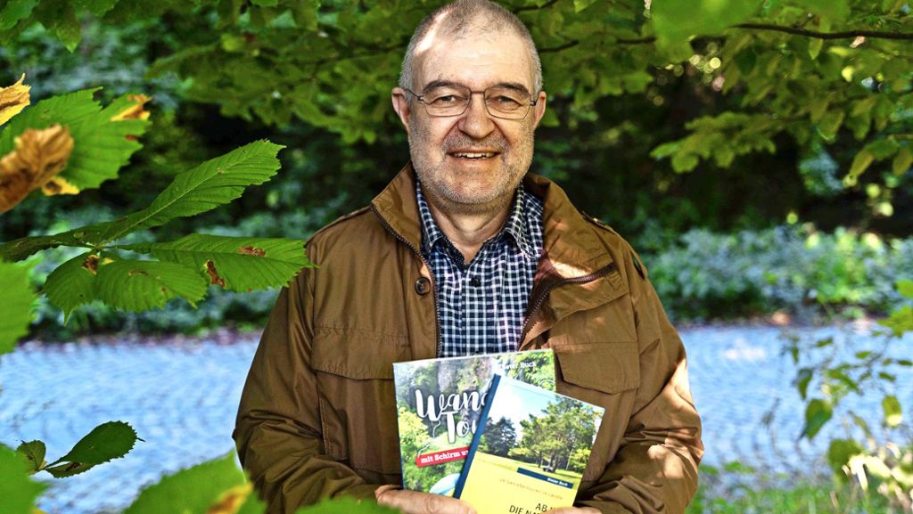 Wanderbuchautor  Dieter Buck wird geehrt: Zu Fuß durch Baden-Württemberg